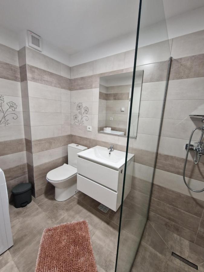 San Casa Apartment Sebes  Bagian luar foto