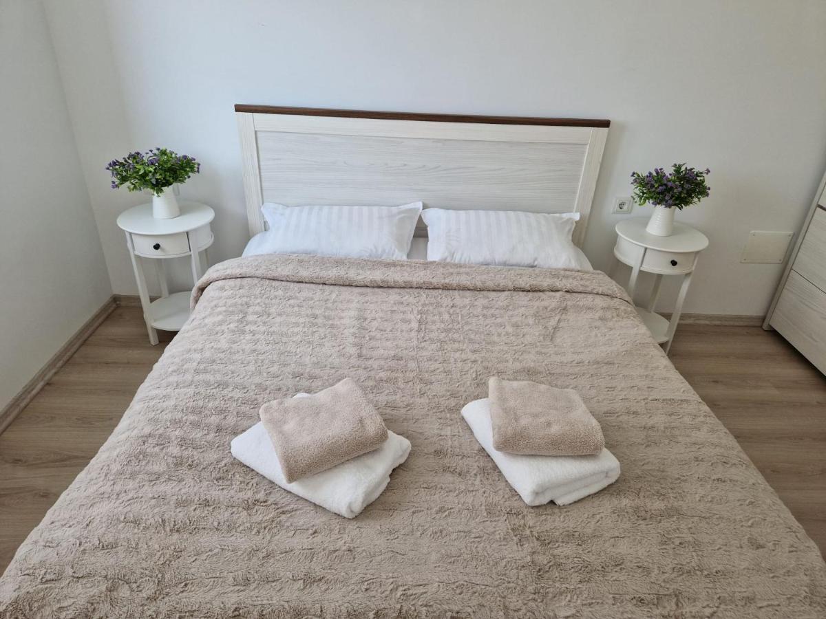 San Casa Apartment Sebes  Bagian luar foto