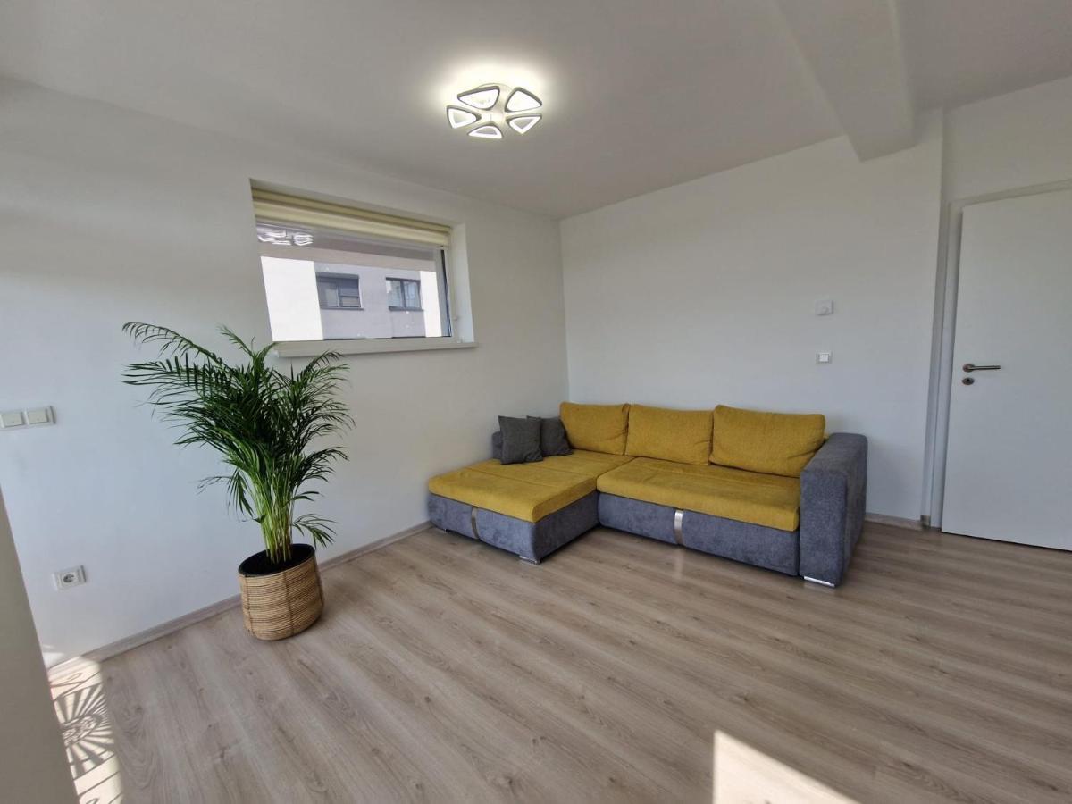 San Casa Apartment Sebes  Bagian luar foto